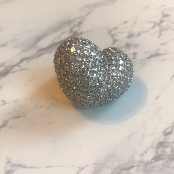 Gorgeous crystals and silver ring. - Picture 4 of 5